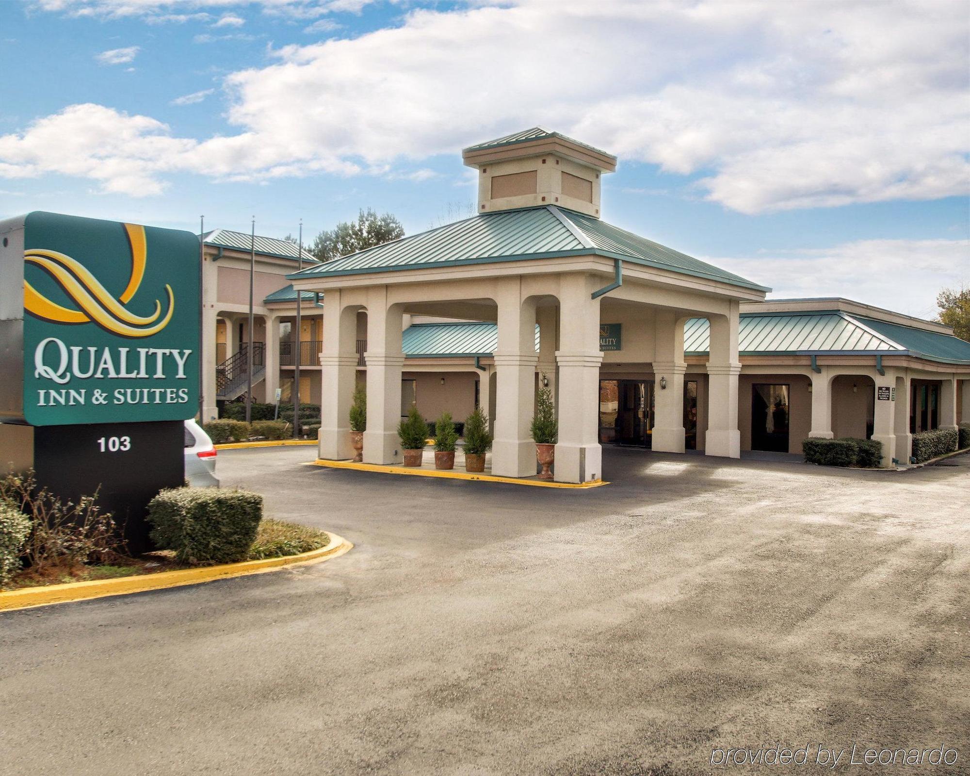 Quality Inn & Suites Clinton Exteriér fotografie